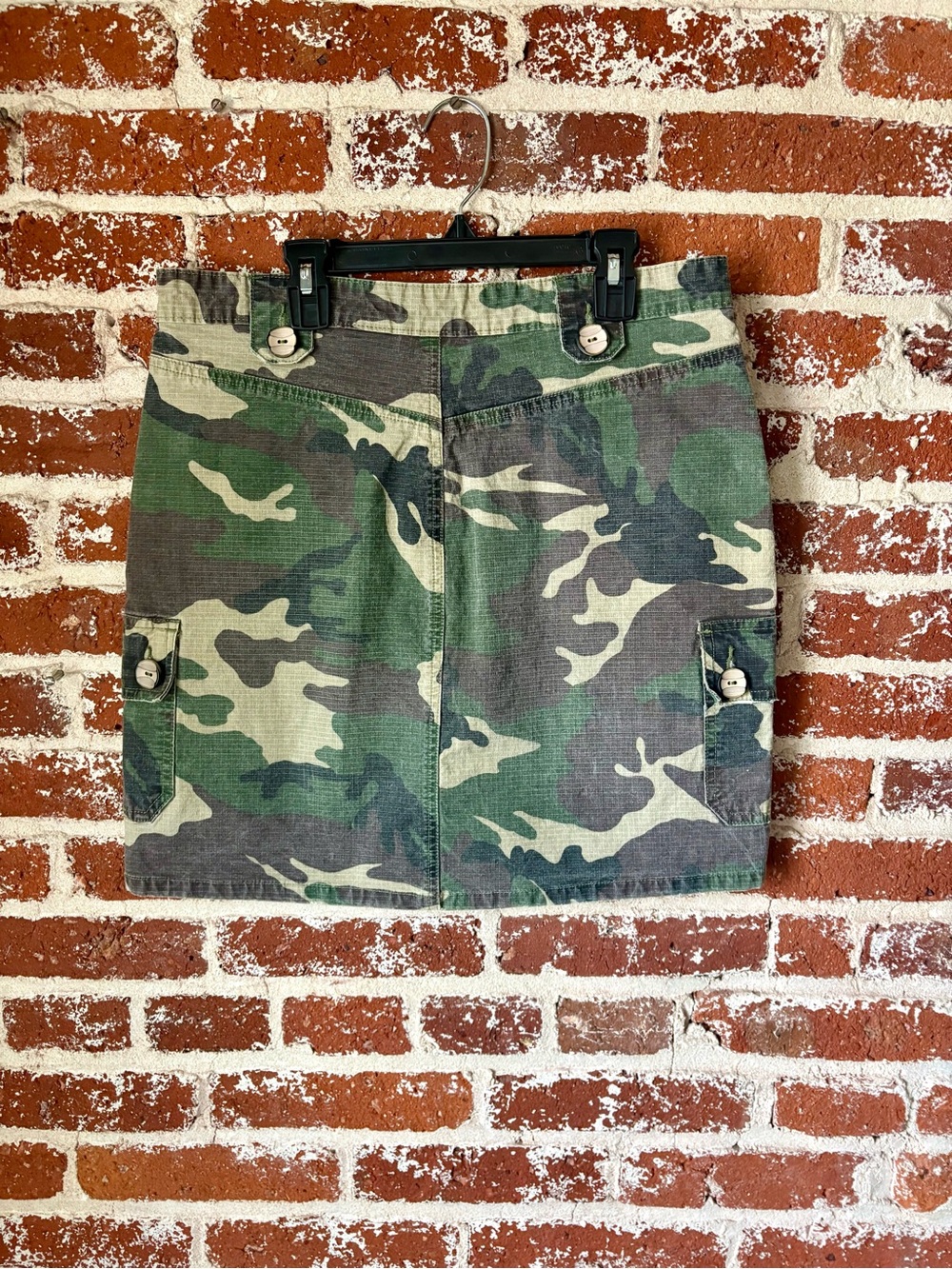 Y2K Bongo Camo Cargo Mini Skirt - Picture 4 of 5